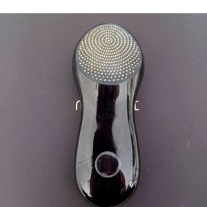 NEBULYFT R1 MULTI POLAR RADIO FREQUENCY DEVICE